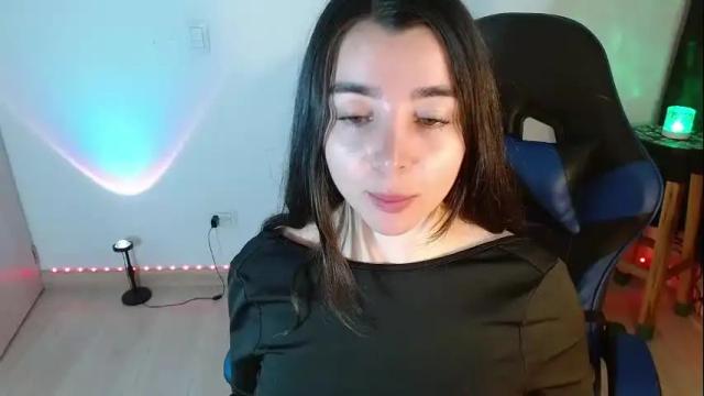 Image 10 of anarosse__ Stream on Chaturbate on 3 days ago