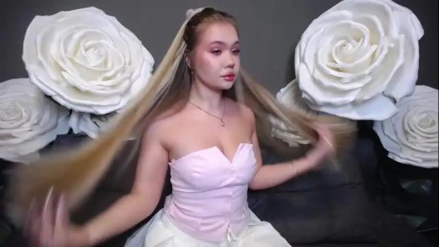 Image 2 of anastacyyellig Stream on Chaturbate on 1 month ago