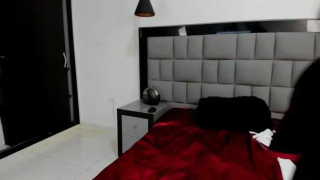 Image 3 of anastasia_lion Stream on Chaturbate on 21 months ago