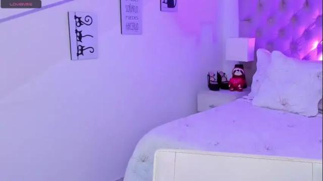 Image 2 of anastasiamazeo_ Stream on Chaturbate on 19 months ago
