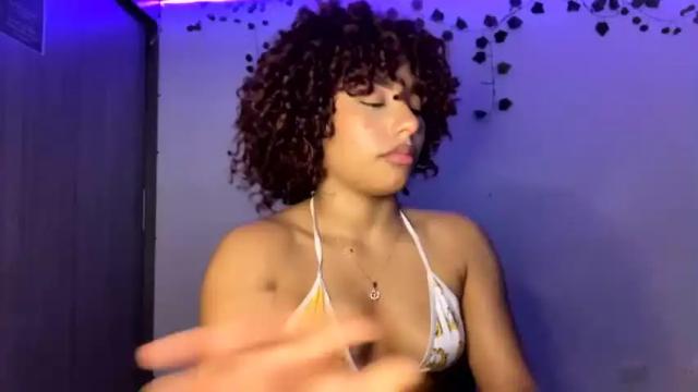 Image 10 of anastasiastyl Stream on Chaturbate on 16 months ago