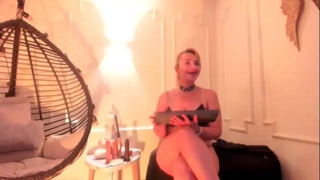 Image 4 of anastasiataylor_ Stream on Chaturbate on 17 days ago
