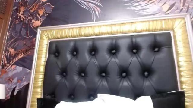 Image 3 of anastasiiasteele Stream on Chaturbate on 16 months ago