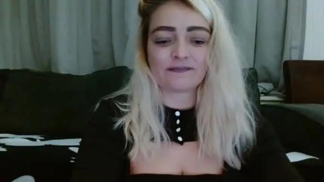 Image 4 of anawhitney Stream on Chaturbate on 14 months ago