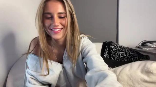 Thumbnail 3, anderson_lily's Stream at Chaturbate, 19 months ago