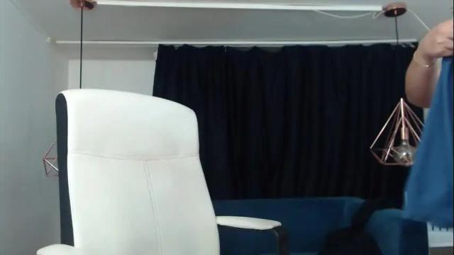 Image 10 of andrahart_ Stream on Chaturbate on 1 month ago
