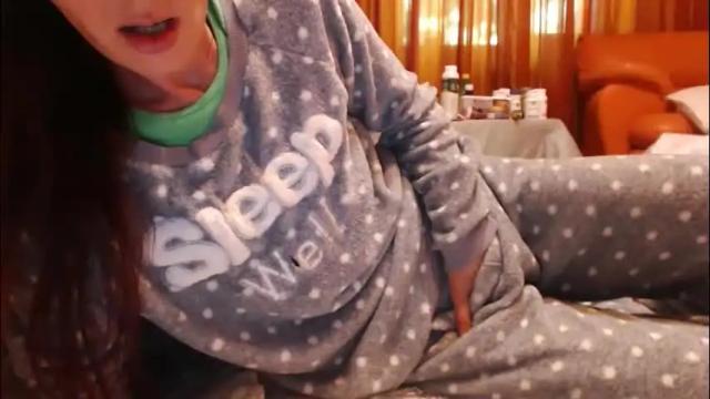 Image 2 of andrasweetie Stream on Chaturbate on 2 months ago