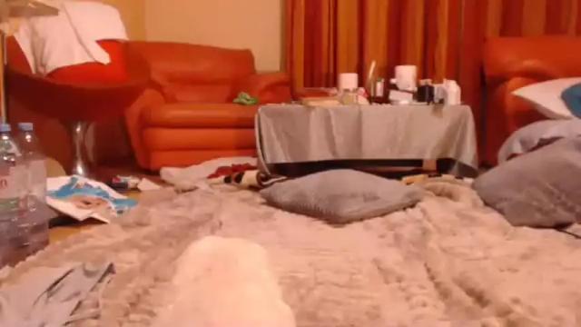 Image 7 of andrasweetie Stream on Chaturbate on 1 month ago