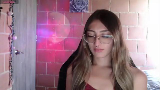 Image 10 of andrea_camila Stream on Chaturbate on 2 months ago
