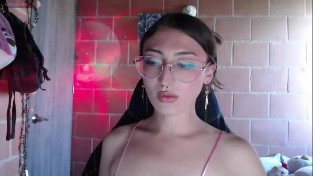 Image 10 of andrea_camila Stream on Chaturbate on 2 months ago