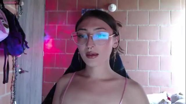 Image 2 of andrea_camila Stream on Chaturbate on 2 months ago