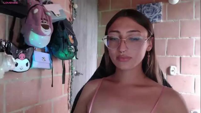 Image 6 of andrea_camila Stream on Chaturbate on 2 months ago