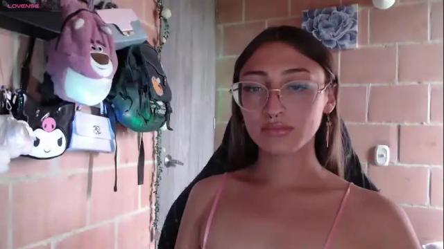 Image 8 of andrea_camila Stream on Chaturbate on 2 months ago