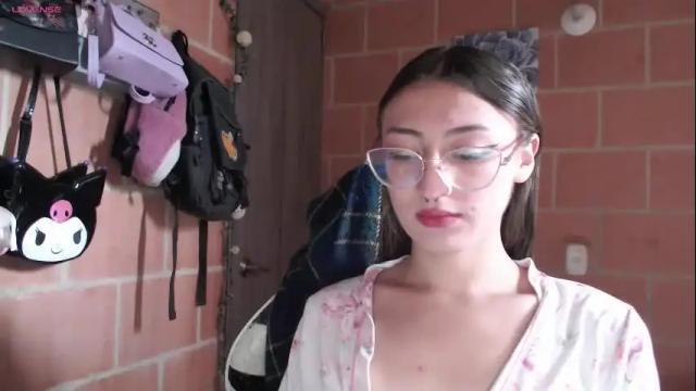 Thumbnail 1, andrea_camila's Stream at Chaturbate, 2 months ago