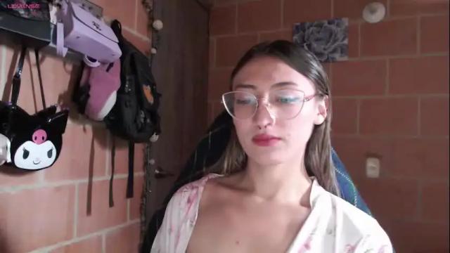 Image 10 of andrea_camila Stream on Chaturbate on 2 months ago