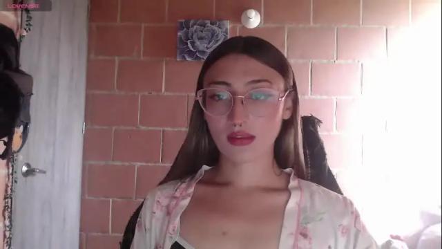Image 2 of andrea_camila Stream on Chaturbate on 2 months ago