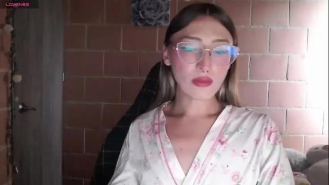 Image 8 of andrea_camila Stream on Chaturbate on 2 months ago