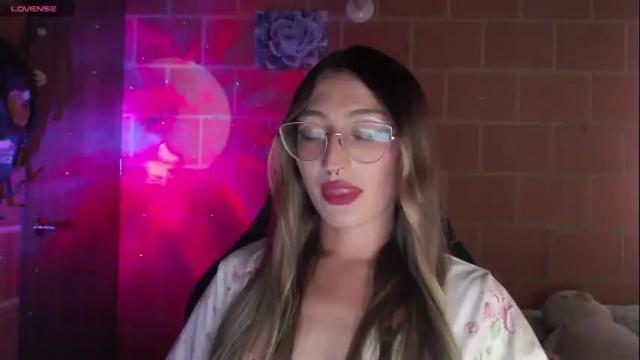 Image 6 of andrea_camila Stream on Chaturbate on 1 month ago