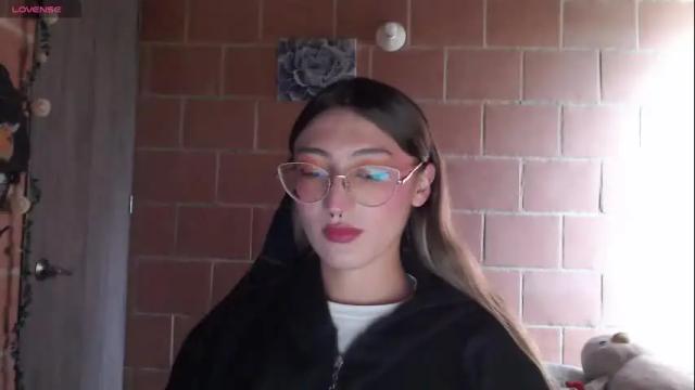 Image 8 of andrea_camila Stream on Chaturbate on 1 month ago