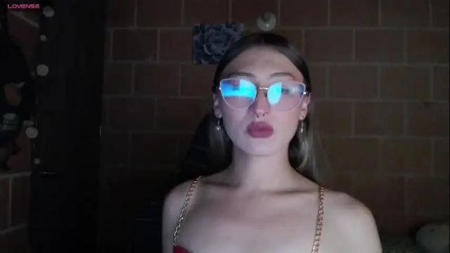 Image 2 of andrea_camila Stream on Chaturbate on 1 month ago