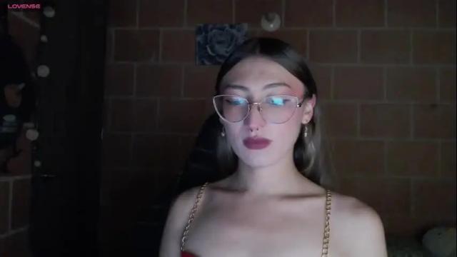 Image 3 of andrea_camila Stream on Chaturbate on 1 month ago