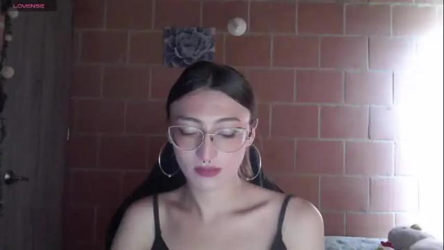 Image 12 of andrea_camila Stream on Chaturbate on 1 month ago