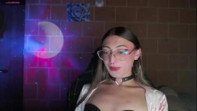 Image 6 of andrea_camila Stream on Chaturbate on 1 month ago