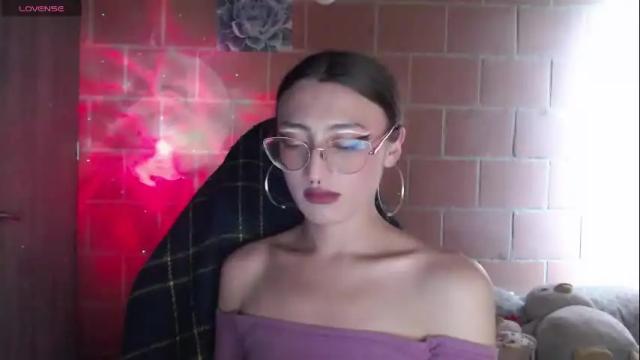 Image 12 of andrea_camila Stream on Chaturbate on 29 days ago