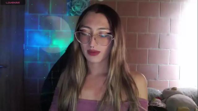 Image 2 of andrea_camila Stream on Chaturbate on 29 days ago