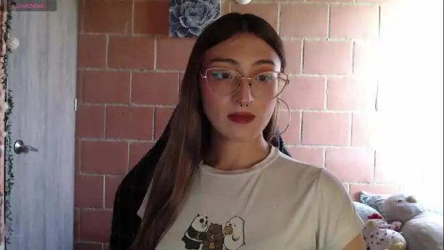 Image 12 of andrea_camila Stream on Chaturbate on 25 days ago