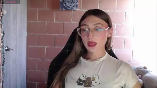Image 4 of andrea_camila Stream on Chaturbate on 25 days ago