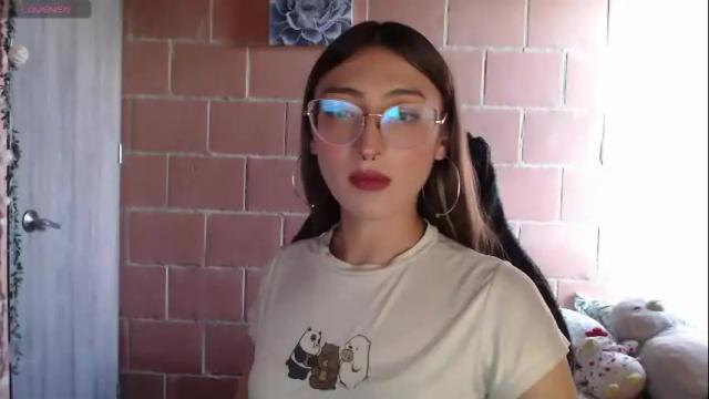 Image 8 of andrea_camila Stream on Chaturbate on 25 days ago