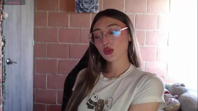 Thumbnail 3, andrea_camila's Stream at Chaturbate, 24 days ago