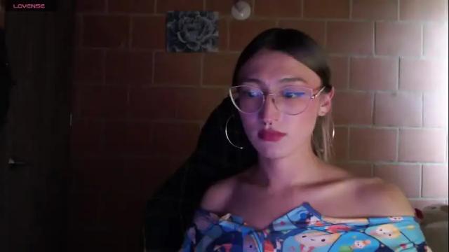 Image 12 of andrea_camila Stream on Chaturbate on 22 days ago