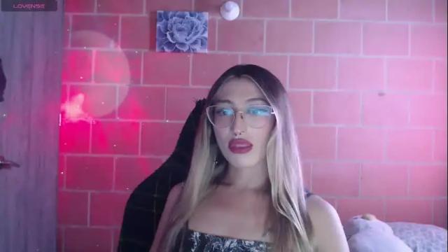 Image 8 of andrea_camila Stream on Chaturbate on 13 days ago