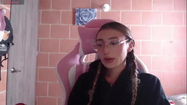 Image 2 of andrea_camila Stream on Chaturbate on 5 days ago