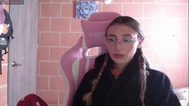 Image 3 of andrea_camila Stream on Chaturbate on 5 days ago