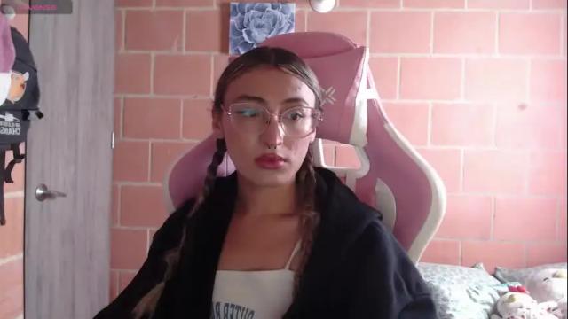 Thumbnail 3, andrea_camila's Stream at Chaturbate, 4 days ago