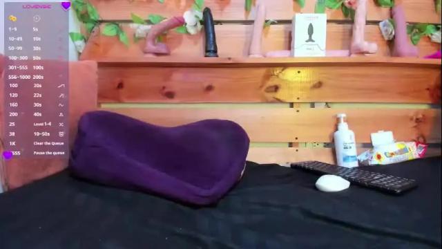 Image 12 of andrea_hilton_ Stream on Chaturbate on 1 month ago