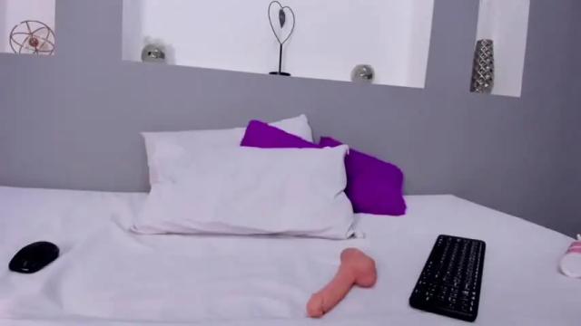 Image 11 of andrea_montenegr Stream on Chaturbate on 15 months ago