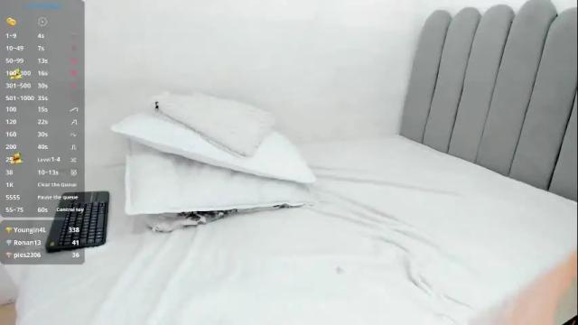 Thumbnail 3, andrea_osorio_'s Stream at Chaturbate, 27 days ago
