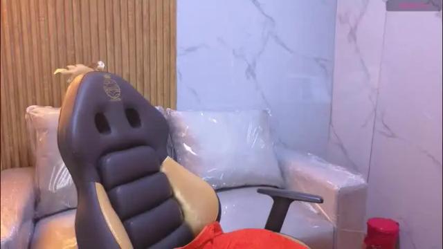 Image 4 of andrea_ramoss_ Stream on Chaturbate on 1 month ago