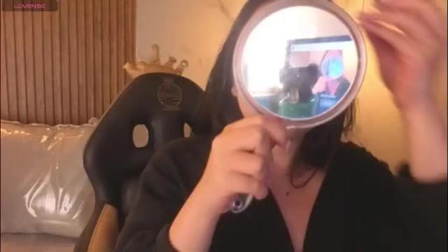 Image 2 of andrea_ramoss_ Stream on Chaturbate on 1 month ago