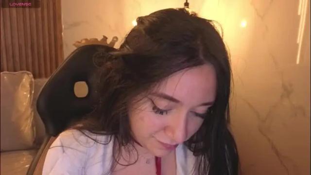 Image 6 of andrea_ramoss_ Stream on Chaturbate on 1 month ago