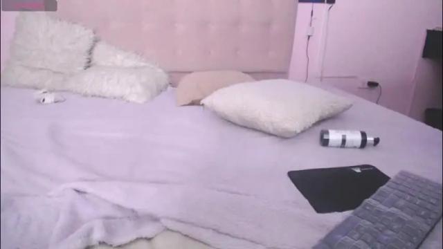 Image 3 of andrea_ramoss_ Stream on Chaturbate on 20 days ago