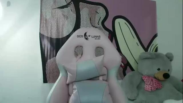 Image 3 of andrea_saenz_ Stream on Chaturbate on 1 month ago