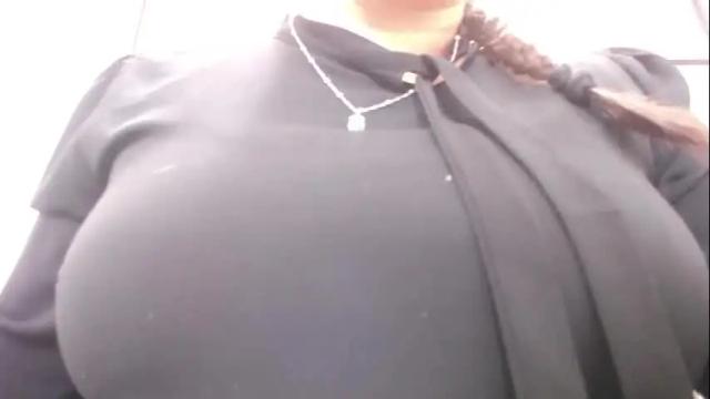 Image 4 of andrea_teacher Stream on Chaturbate on 1 month ago