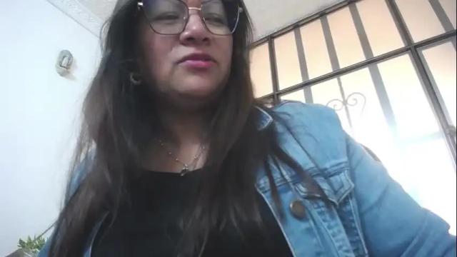 Image 8 of andrea_teacher Stream on Chaturbate on 1 month ago
