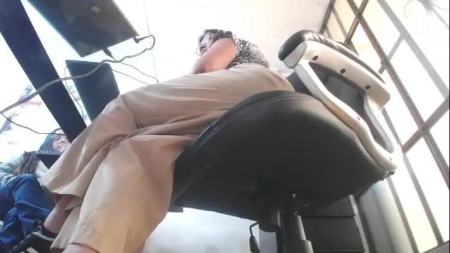Image 4 of andrea_teacher Stream on Chaturbate on 1 month ago