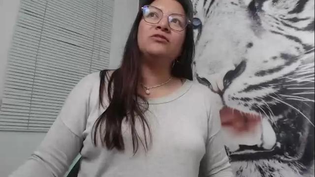 Image 2 of andrea_teacher Stream on Chaturbate on 16 days ago